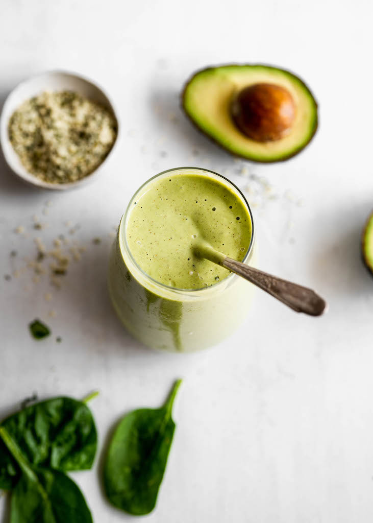 Creamy Green Avocado Smoothie - Sporckly - Recipes